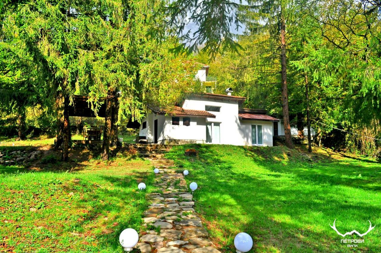 Пе́Трови Вили Ribarița Exterior foto